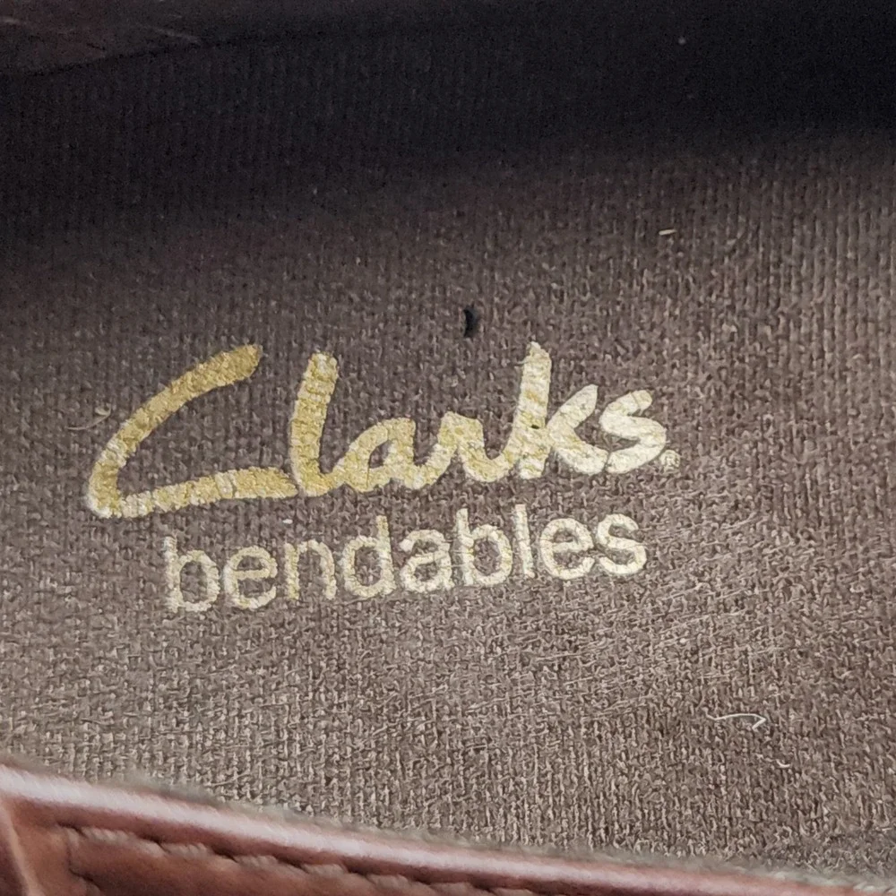 Clarks Loafers 6M Womens Brown Leather Bendables Pleated Comfort Slip On Shoes